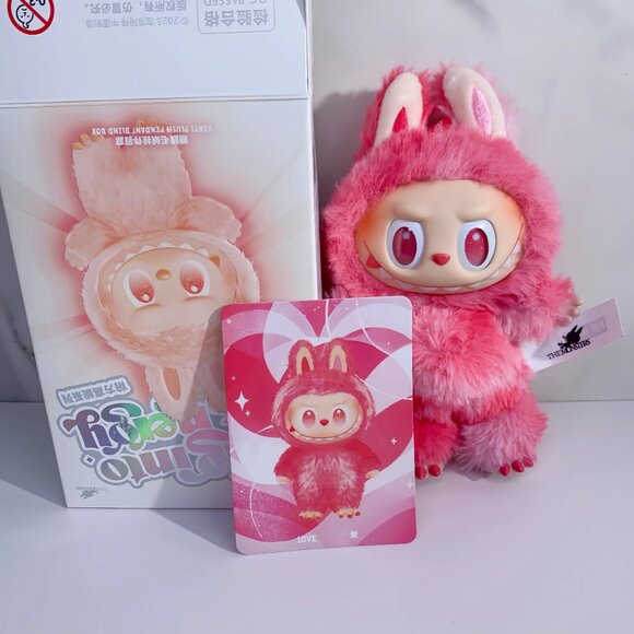 Big into Energy Labubu V3 Love - Picture 4 of 8